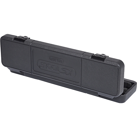 Schwarzer Werkzeugkoffer, teilweise geöffnet. Das Logo von KS Tools ist sichtbar. Aufschrift: 152.2070.